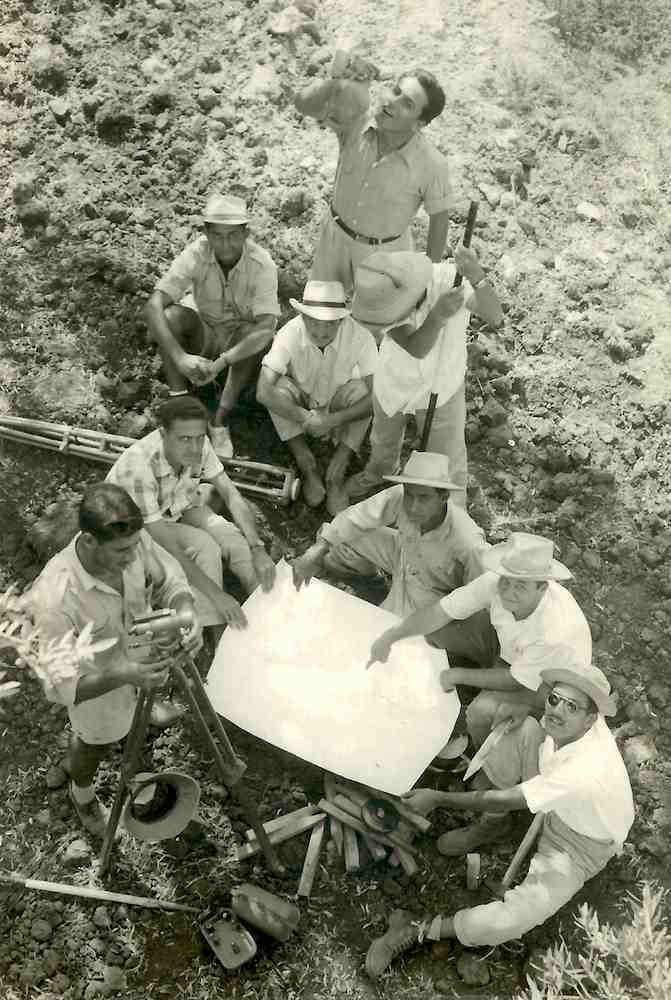 A U B Field Work-1