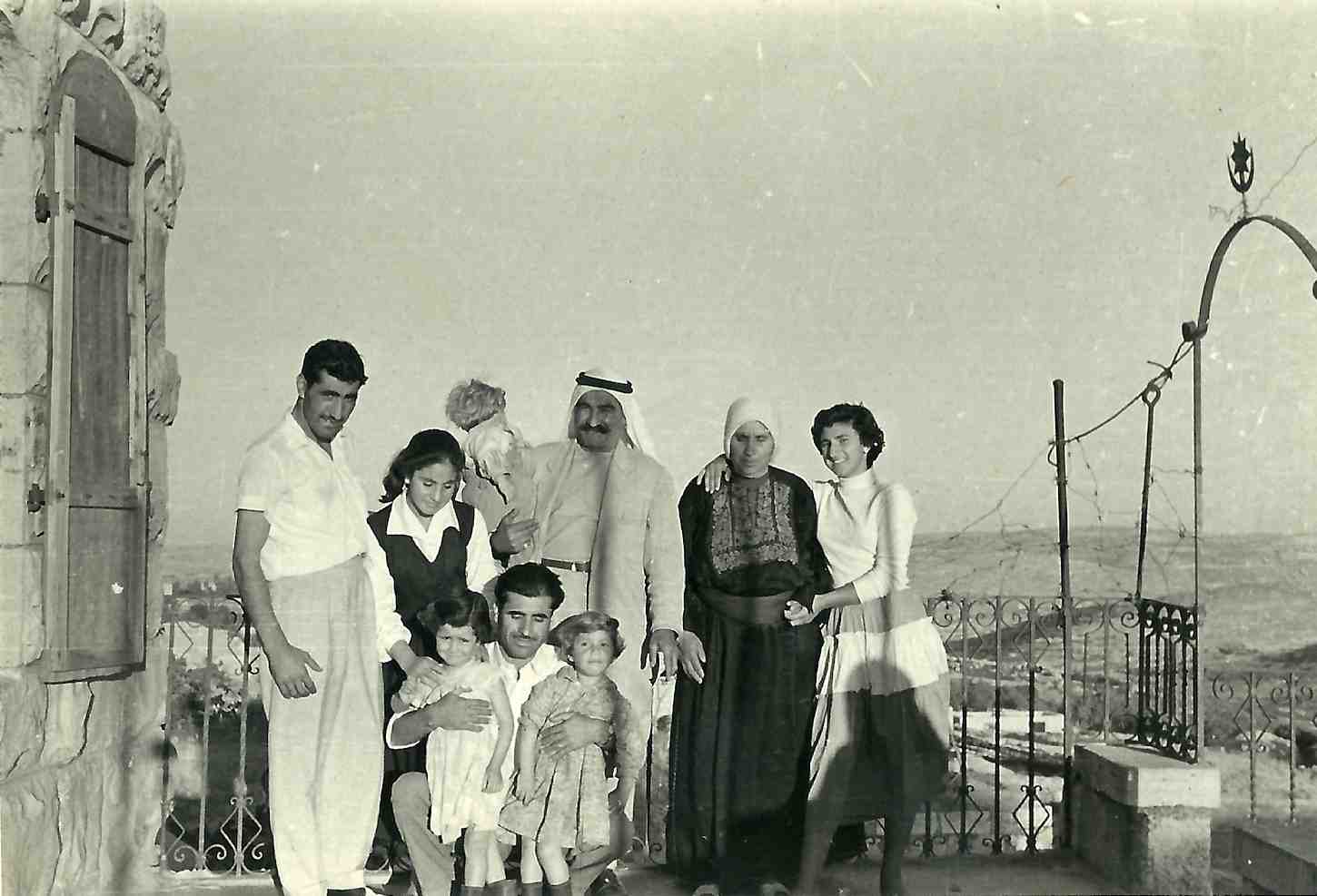 Beit Ummar Balconyof Old House Notin Photo Parents Two Brothers Two Sisters